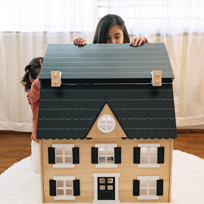 Dollhouse & Dollhouse Accessories