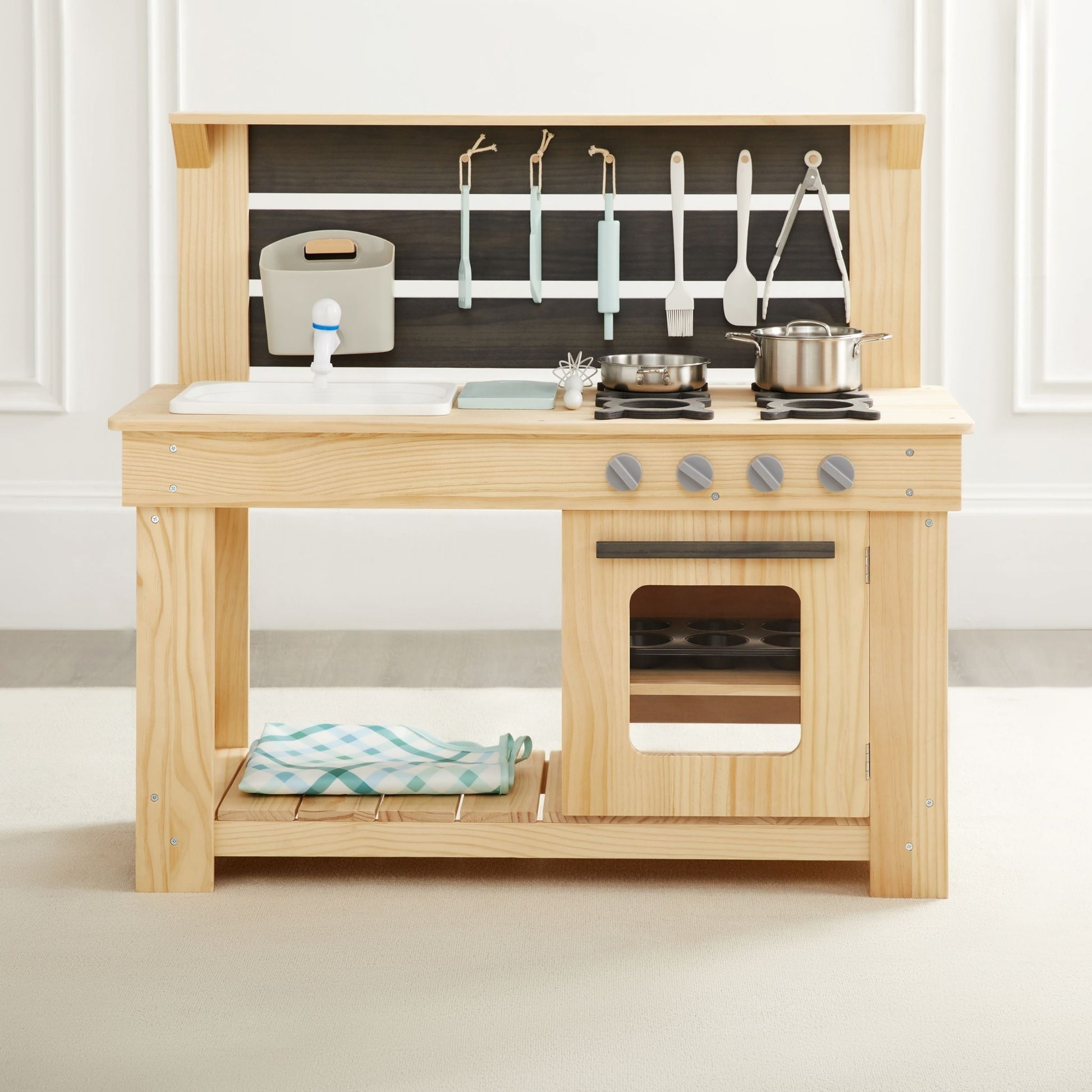 Backyard Chef Mud Kitchen