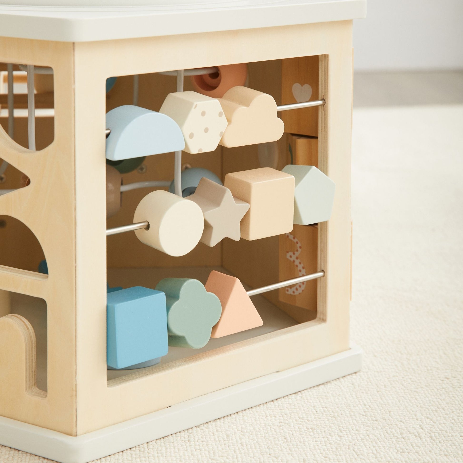 Pentaplay Busy Box