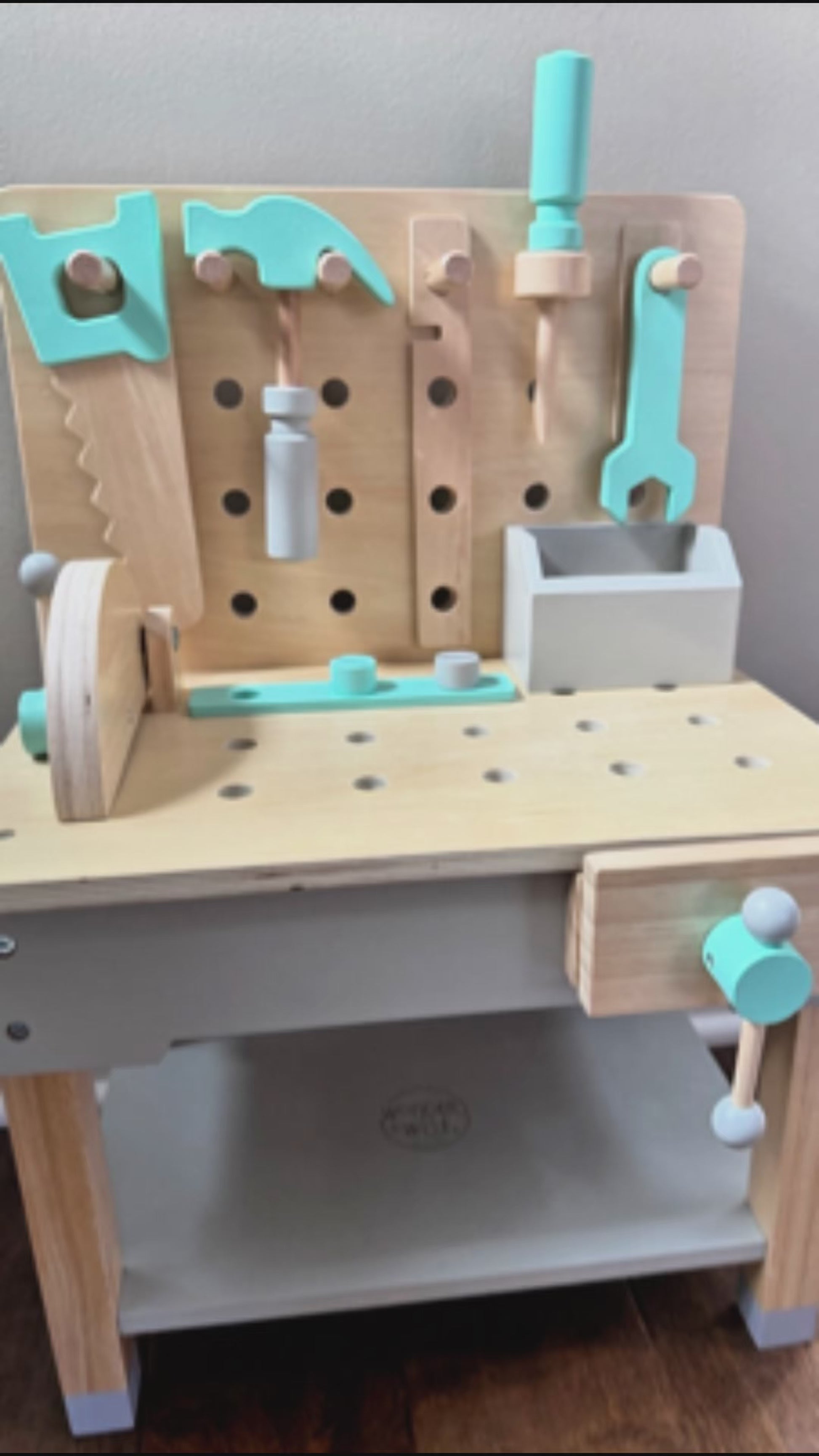 Little Builder Workbench