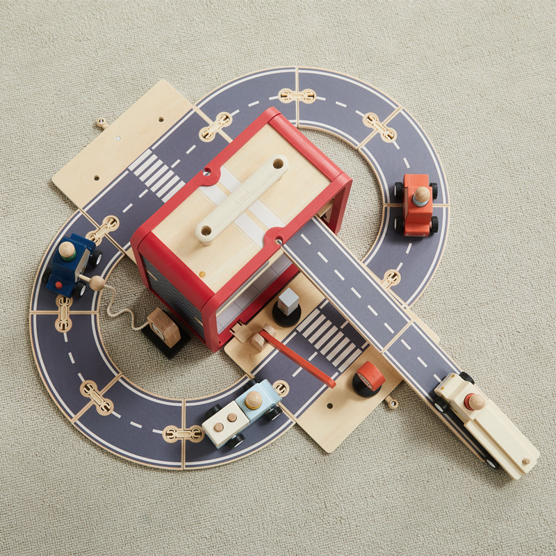 Wooden Garage Playset | Take with Me Garage | Wonder & Wise