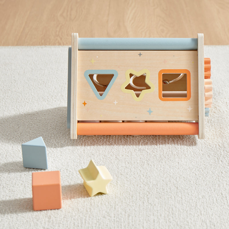 Playful Triangle – Wonder and Wise - Main Image